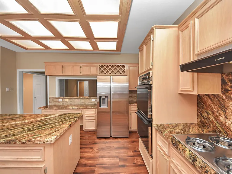 16710 Colony Terrace Dr — Photo 14