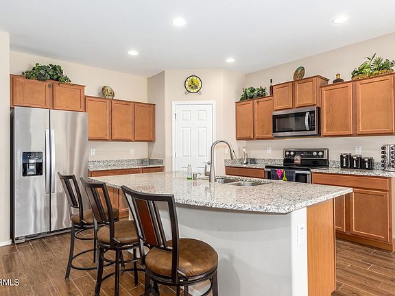 3rd image of 25995 W SEQUOIA Drive