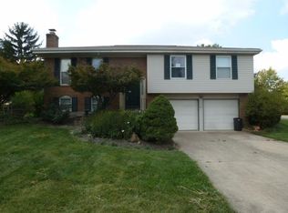 8737 Edgeridge Dr, West Chester, OH 45069