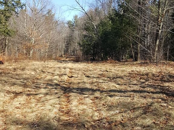 3rd image of 53 Flag Hill Road
