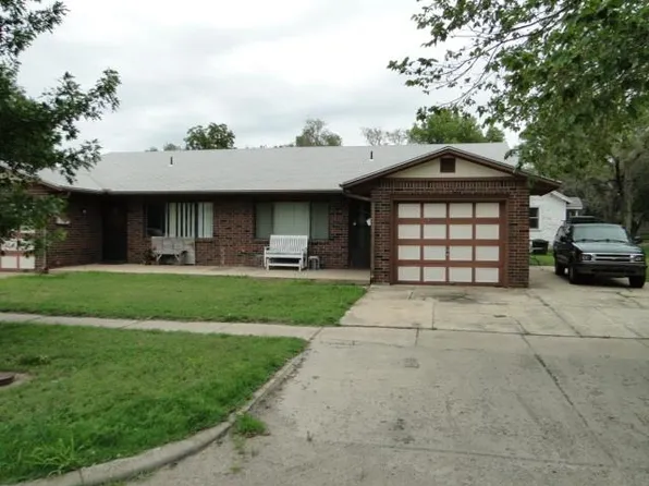 2727 W Maple St #2729, Wichita, KS 67213