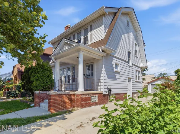 5056 Maple St, Dearborn, MI 48126