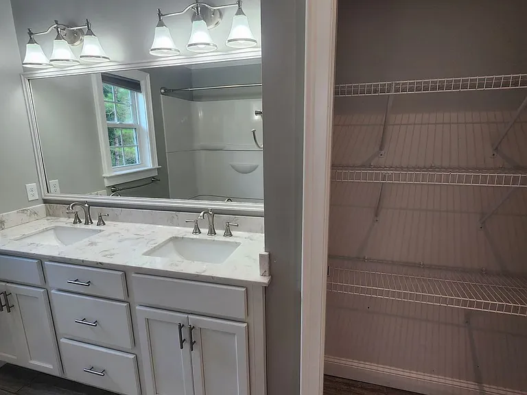 115 Blue Bird Ln — Photo 22