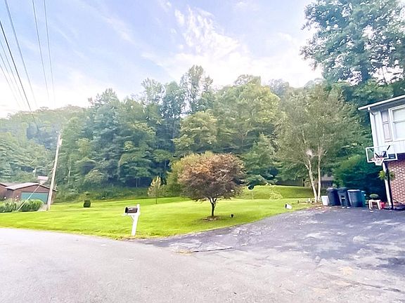 4th image of 171 Nightingale Ln