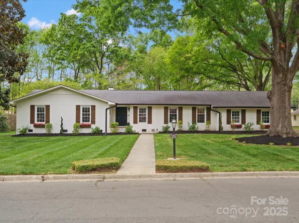 1102 Oak Hill Dr, Monroe, NC 28112