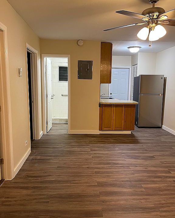 1st image of 223 SW 5th Ct #1-4