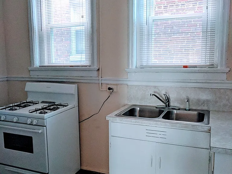 800 N. Sheppard St. — Photo 54