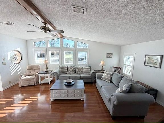 4th image of 547 Catalina Dr #547