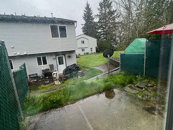 3rd image of 4000 NE 109th Ave Unit V120