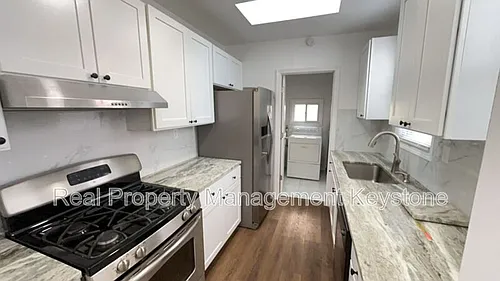 1715 Larkins Way Photo 1