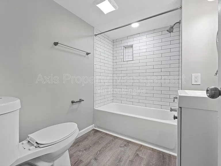 537 Lynn Haven Ln — Photo 5