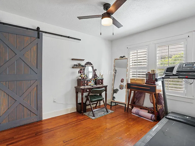 245 Orange Pl — Photo 20
