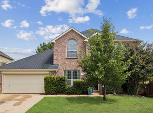 5125 Bayview Dr, Fort Worth, TX 76244