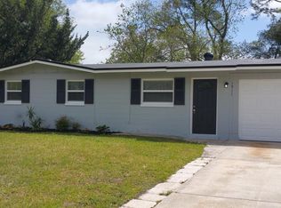 1911 Kusaie Dr, Jacksonville, FL 32246