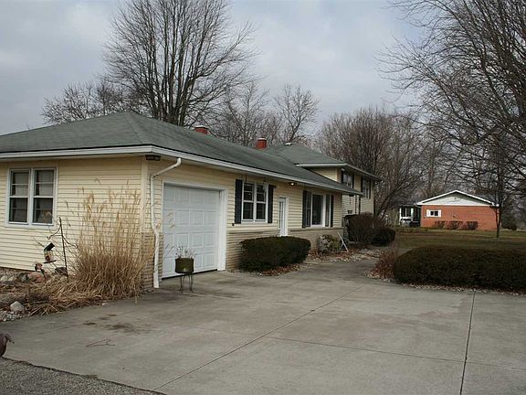 3rd image of 59481 County Road 9