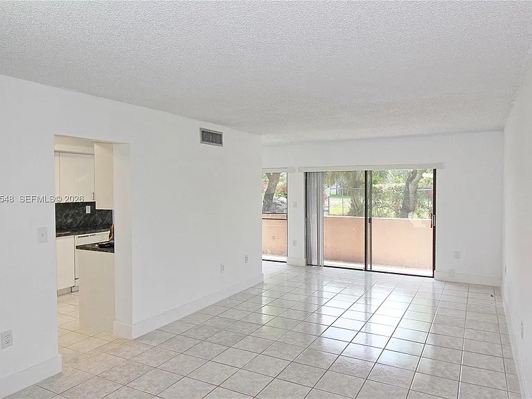 5800 SW 127th Ave #2112 — Photo 4