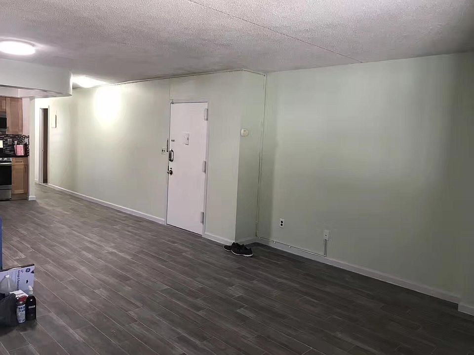 2nd image of 7107 Park Ave #2