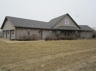 23878 E 3200 North Rd, Dwight, IL 60420