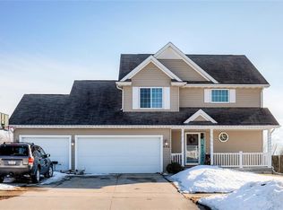 405 E 13th Pl, Indianola, IA 50125