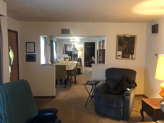 4th image of 1600 N 14th Ave