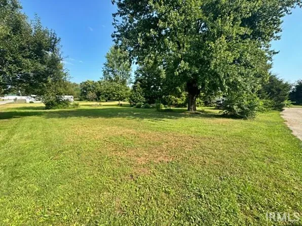 213 Vine St, Washington, IN 47501