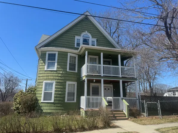 125 Brookline St #1, Worcester, MA 01603