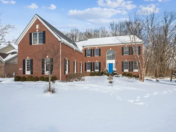 2765 Walnut Ridge Dr, Ann Arbor, MI 48103