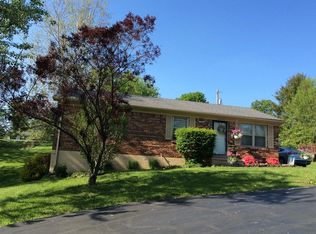 307 Duke Of York St, Maysville, KY 41056