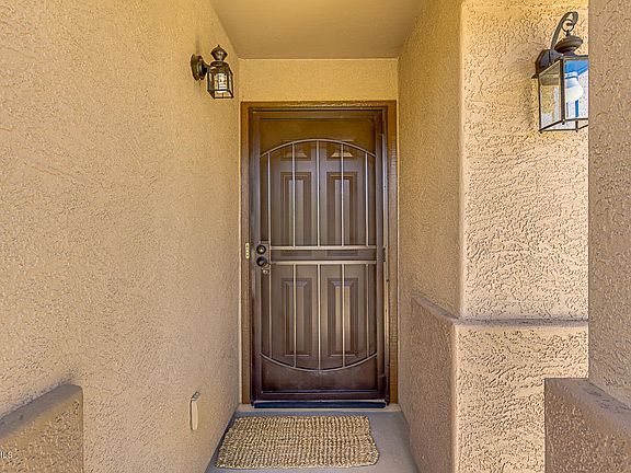 4th image of 4524 E Longhorn St