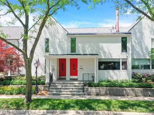 366 W Brown St Unit 2-1, Birmingham, MI 48009
