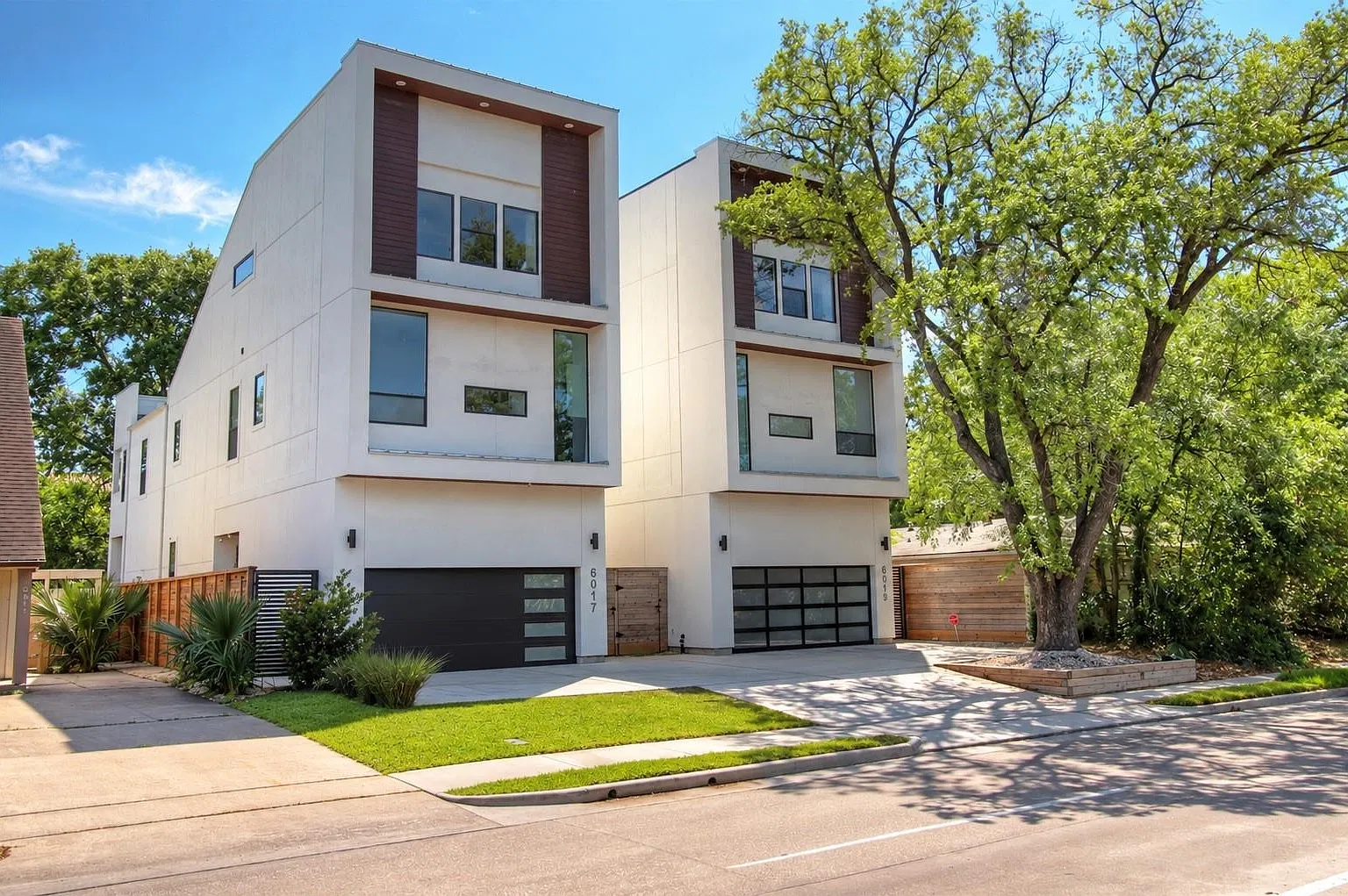 4 bed, 3.5 bath, 3197 sqft, $6,000 — Photo 2