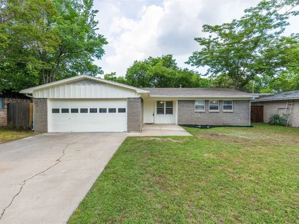 2425 Foxcroft Cir, Denton, TX 76209