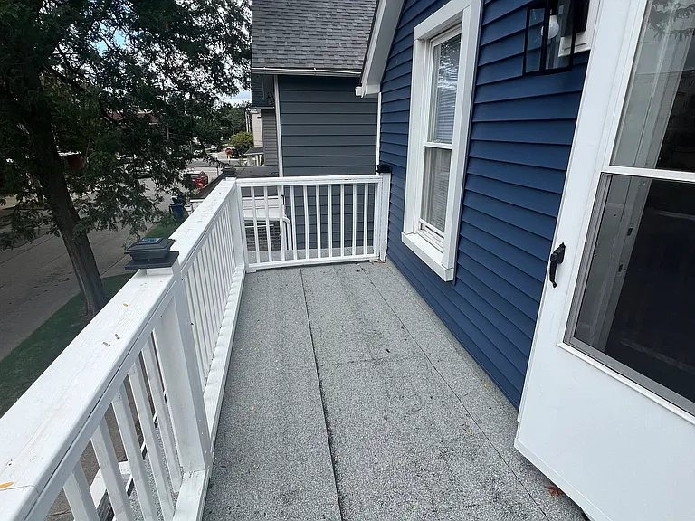 1867 W 57th St #2 — Photo 9
