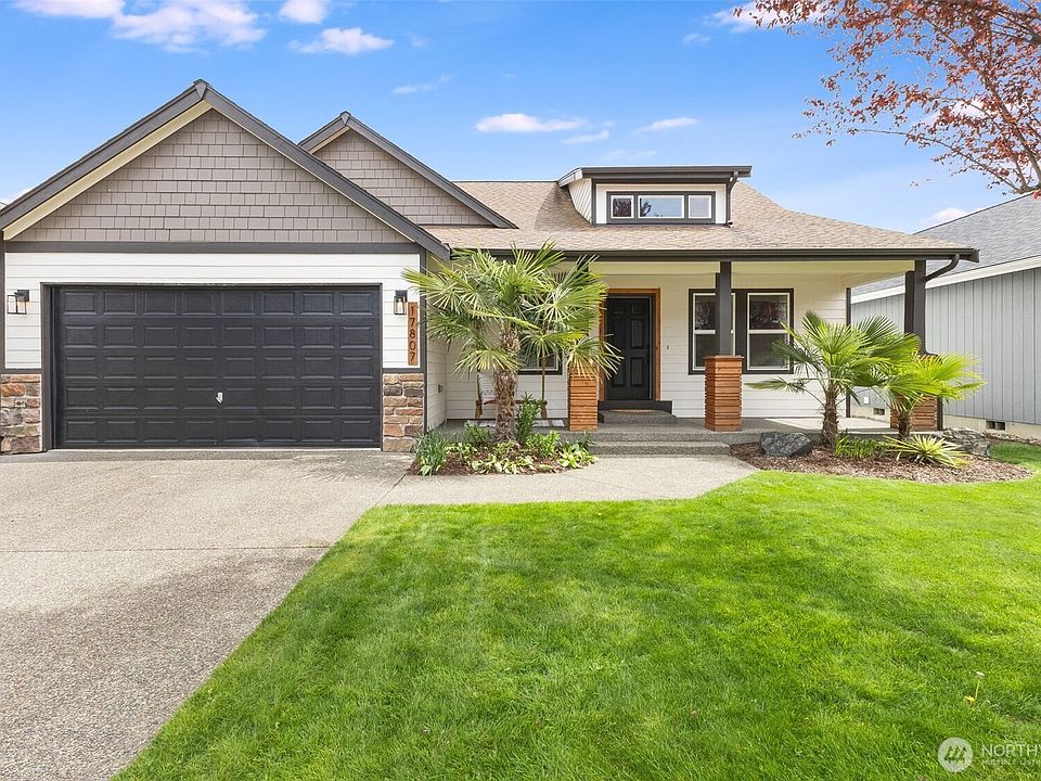 1st image of 17807 25th Avenue E