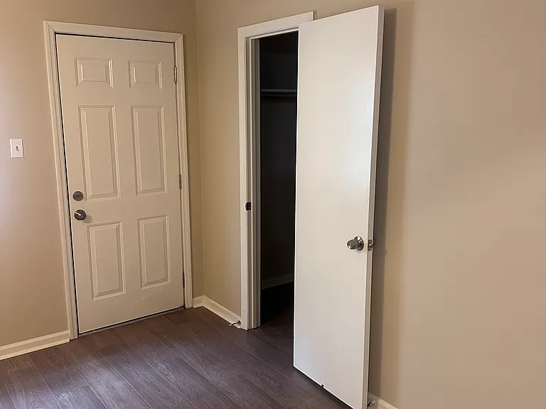 5012 Longview Dr — Photo 15