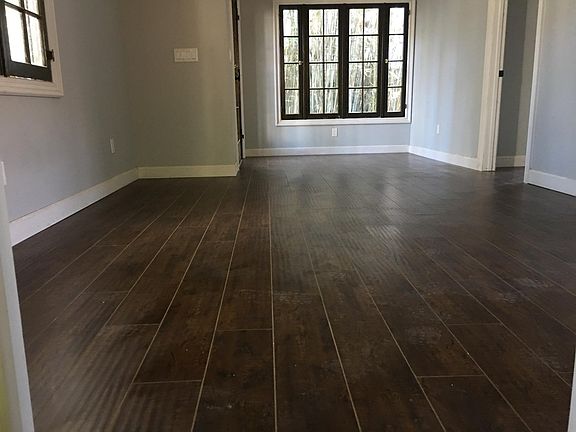 3rd image of 2811 E Vista St