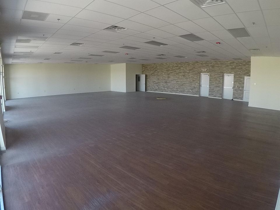 1st image of 9895 Alameda Ave Ste 104