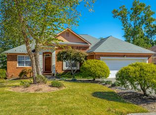 2010 Hamilton Brow Path, Chattanooga, TN 37421