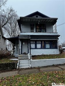 24 Center St, Jamestown, NY, 14701
