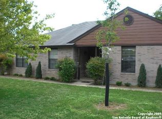 261-263 Lohmann St, Boerne, TX 78006
