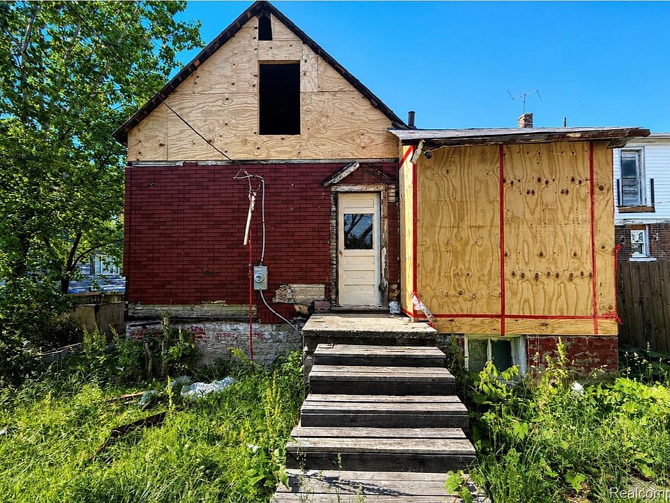 2nd image of 8650 Marcus St