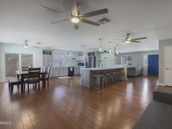 4832 W CARON Street, Glendale, AZ 85302