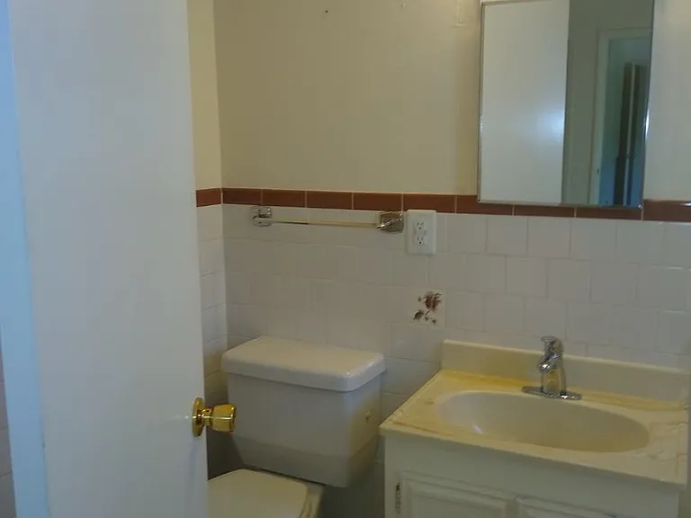 46 Park Ave #9 — Photo 9
