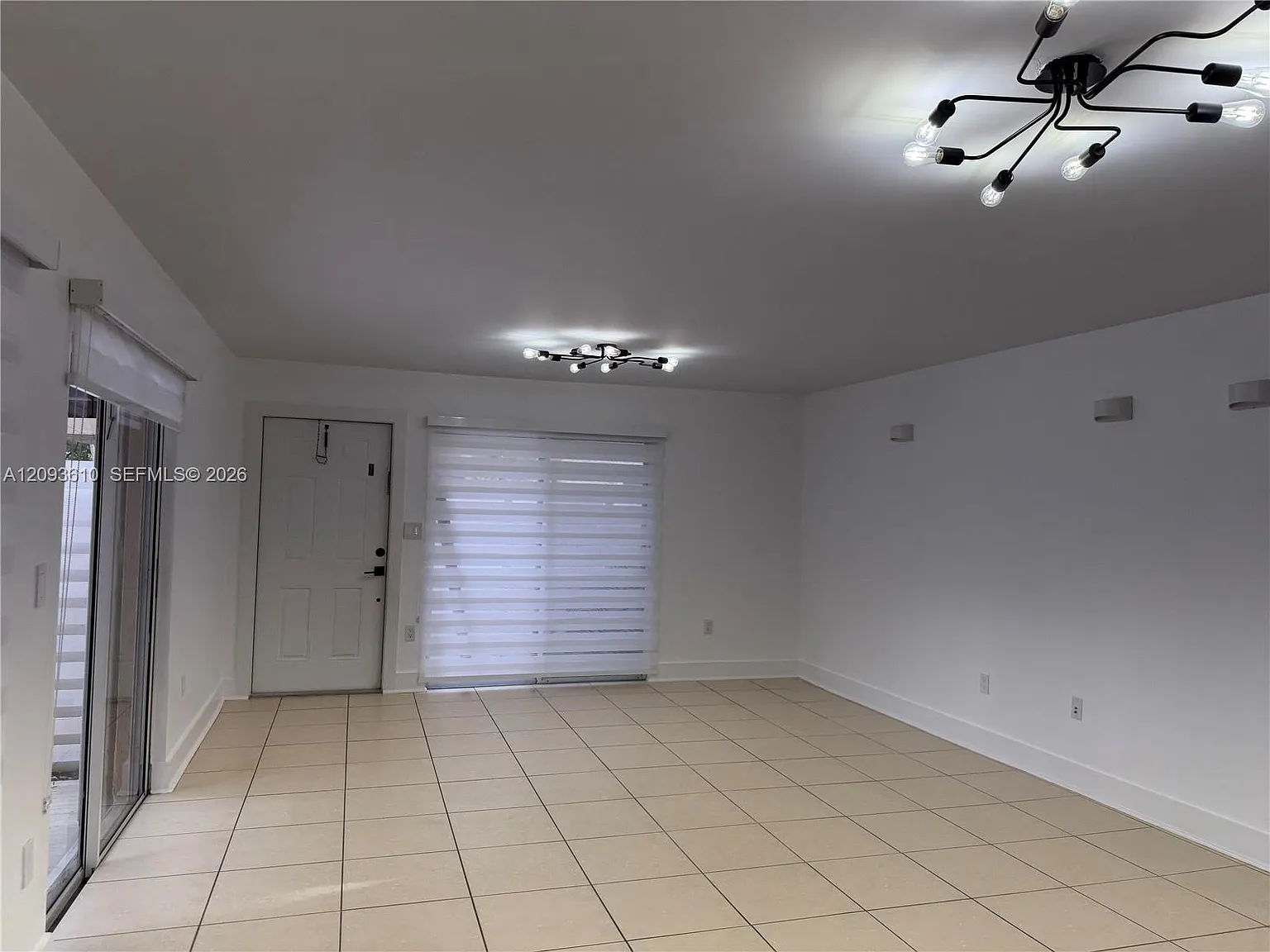 14327 SW 97th Ln — Photo 2