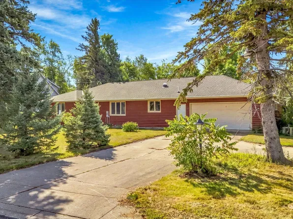 34 5th St NW, Melrose, MN 56352