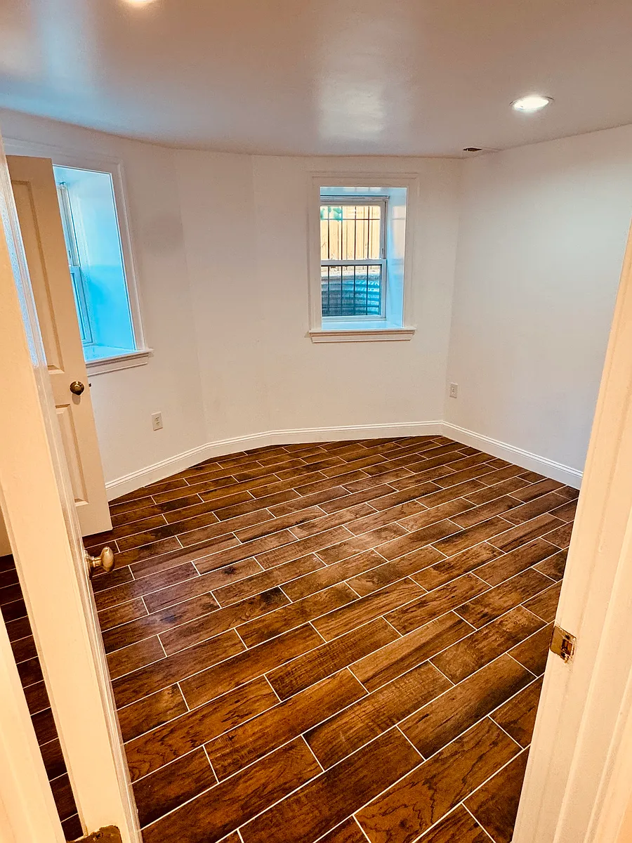 Building Photo - 769 Gresham Pl NW #BASEMENT