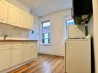 130 Mulberry St APT 9, New York, NY 10013