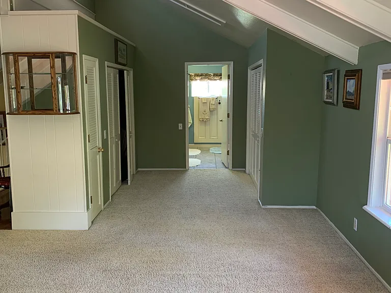 Royal Oaks Dr — Photo 8
