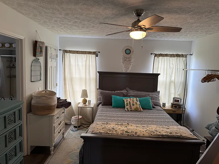 2762 Riverbend Dr — Photo 29