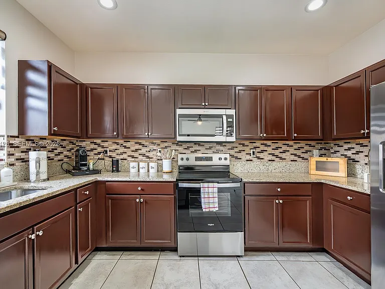 25006 SW 118th Ave — Photo 11